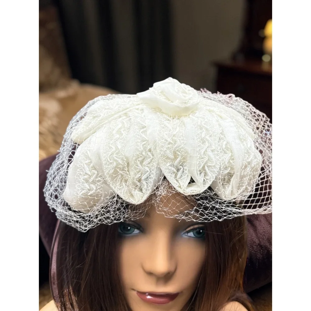 Vintage White Bridal Pillbox Hat with Birdcage Veil Rose Detail - Picture 7 of 11